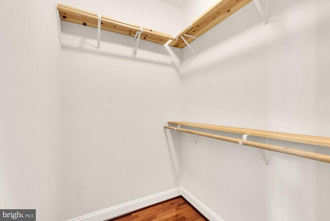 Building Photo - 8604 Woodlawn Ct