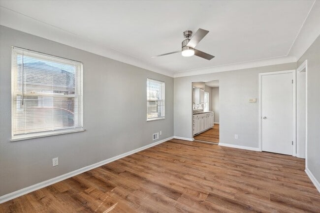 Building Photo - 4431 Caroline Ave