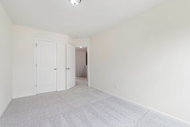 Building Photo - Charming 3BR Townhome in Brightleaf at the...