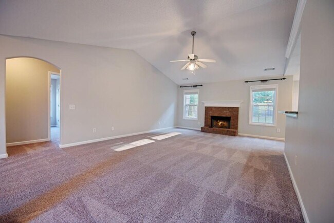 Building Photo - 1417 Faith Dr