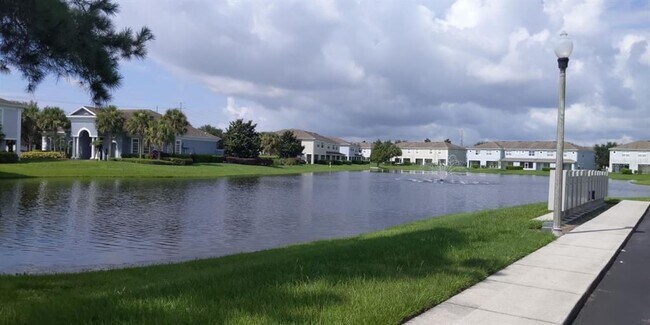 Building Photo - 10918 Savannah Wood Ct