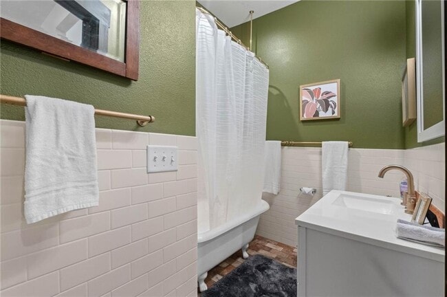 Building Photo - 10093 Oklahoma Dr