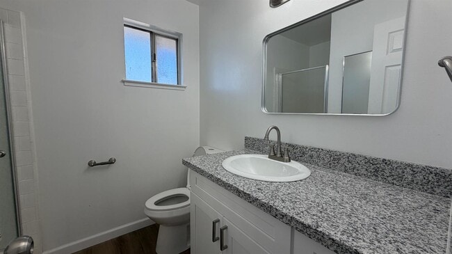 Building Photo - 2514 E Andrews Ave