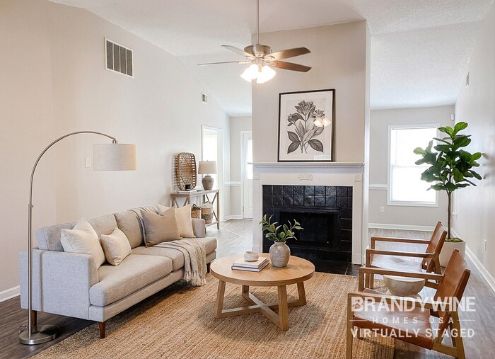 Building Photo - 1139 Commons Ct