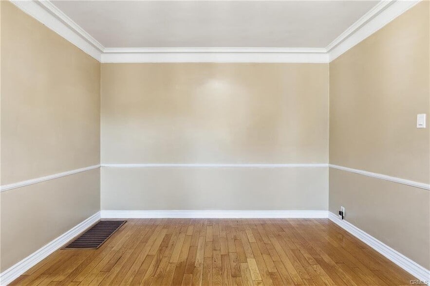 Building Photo - 238 S Detroit St