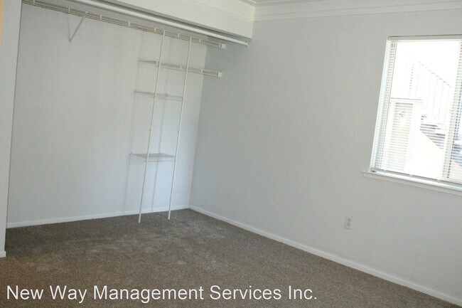 Building Photo - 2 br, 2 bath House - 1223 Lakeview Circle