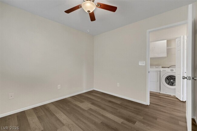 Building Photo - 7257 Camden Pine Ave