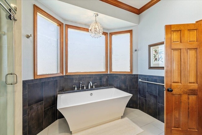 Building Photo - 9027 Winged Foot Dr