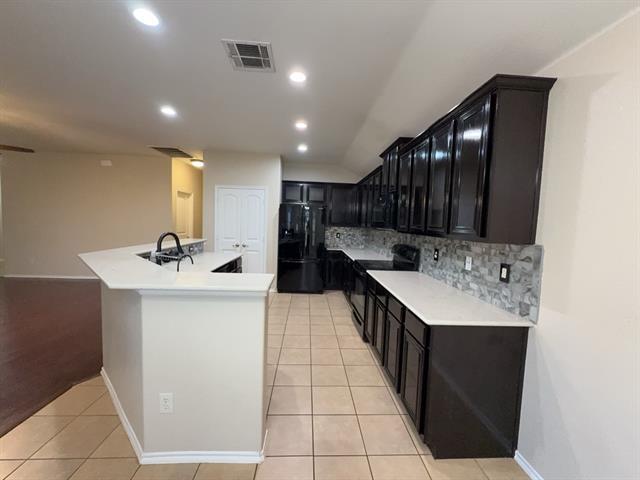 Building Photo - 2333 Cedarwood Dr