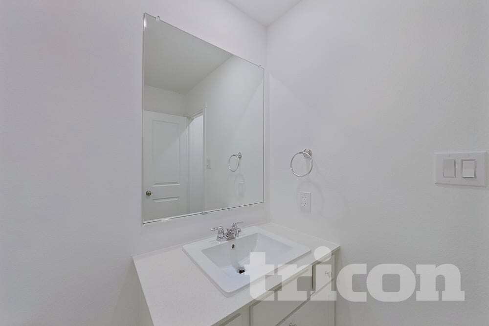 Building Photo - 1637 Baugh St