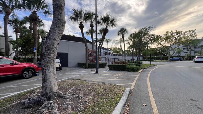 Building Photo - 13255 SW 88th Ln