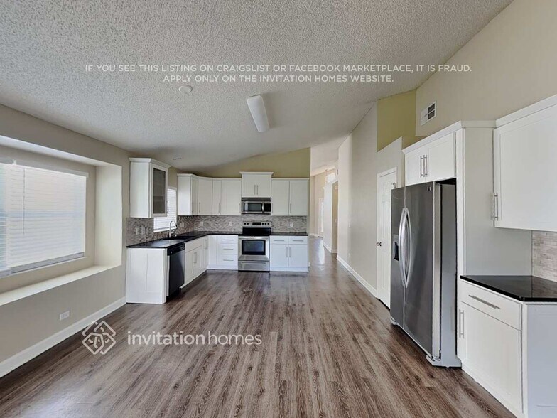 Building Photo - 12870 Maribou Cir