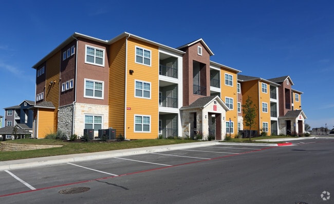 Building Photo - The Heights on Parmer