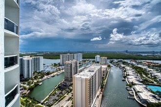 Building Photo - 16001 Collins Ave