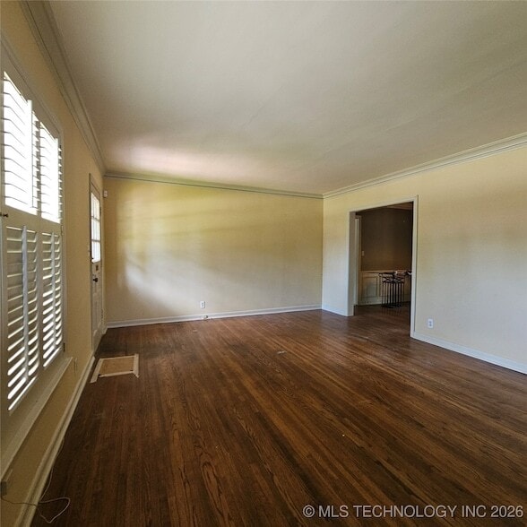 Building Photo - 2442 E 19th St