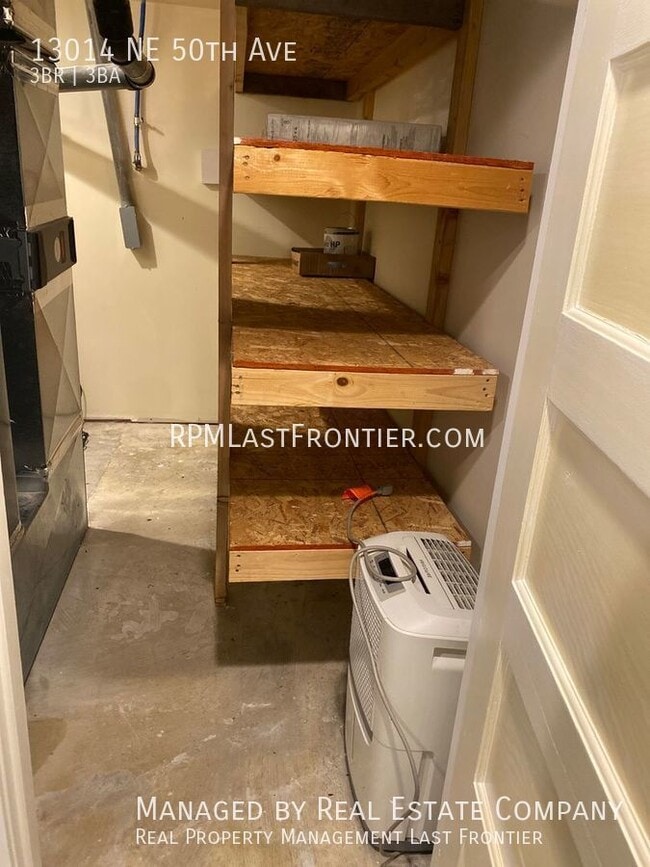 Building Photo - Charming Recently Updated Farm Cottage