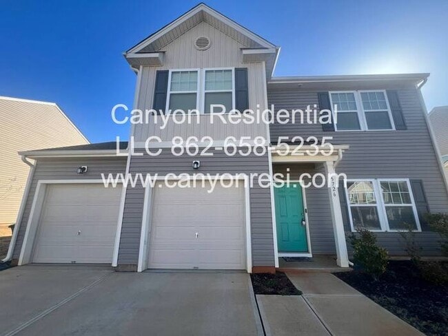 Primary Photo - Beautiful 3 Bedroom 2.5 bath in well sough...