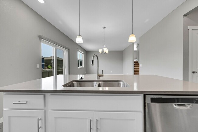 Building Photo - $2,995.00, 4 bedrooms, 2.5 baths with a bi...