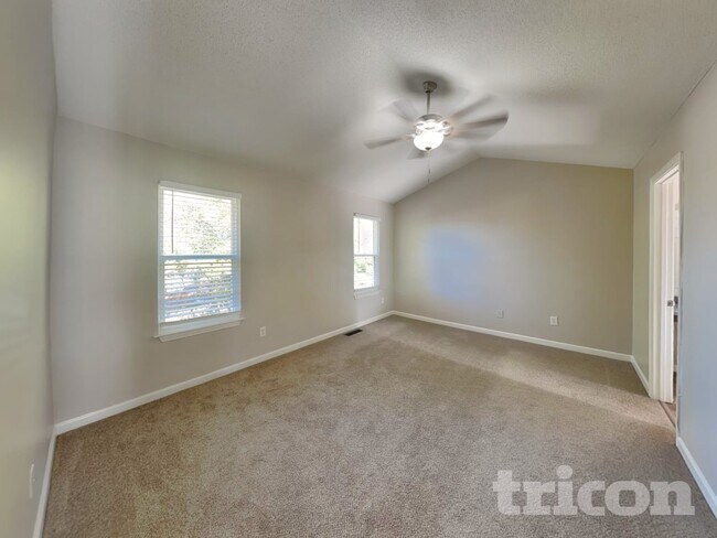 Building Photo - 2121 Serenity Dr NW