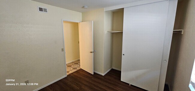 Building Photo - MIRA MESA / SAN DIEGO - Nice 4 Bedroom / 2 Bath House.  AVAILABLE NOW!!