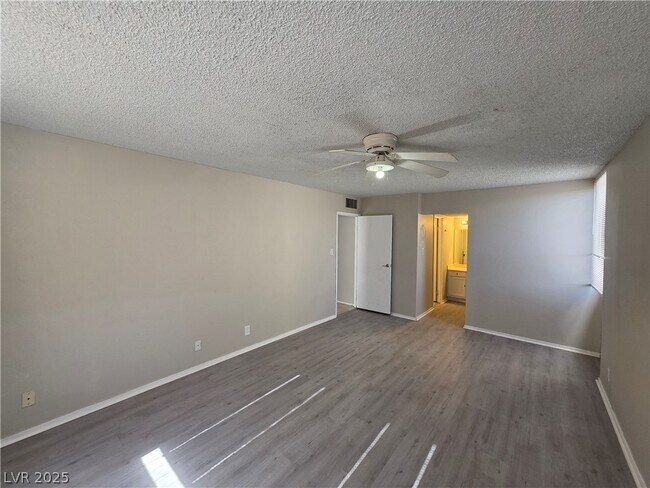 Building Photo - 3930 University Center Dr