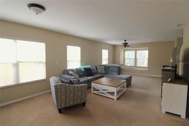 Building Photo - 7373 Black Walnut Way