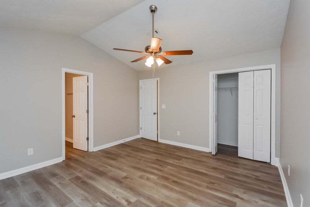 Building Photo - 9162 S Sterling Lakes Dr