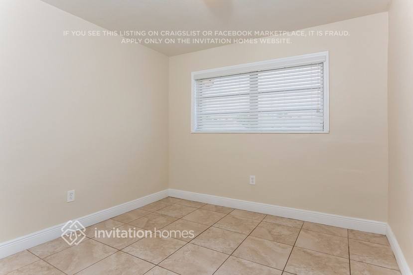 Building Photo - 1360 NW 173rd Terrace