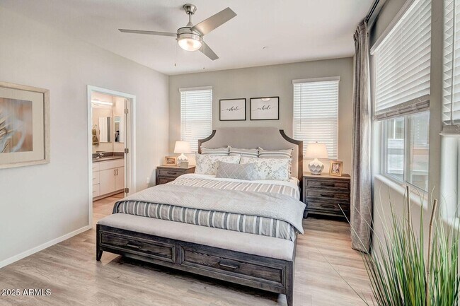 Building Photo - 16830 N 141st Ave