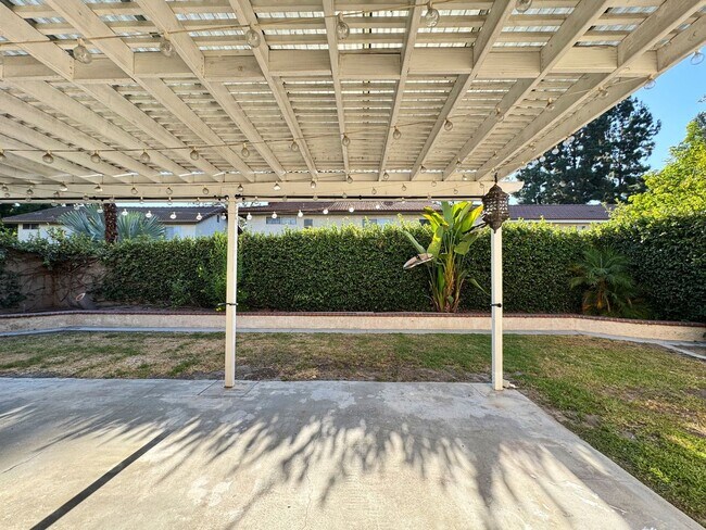 Building Photo - 16419 Bear Meadow Cir