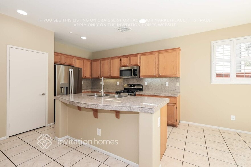 Building Photo - 4672 Countrygate Ct