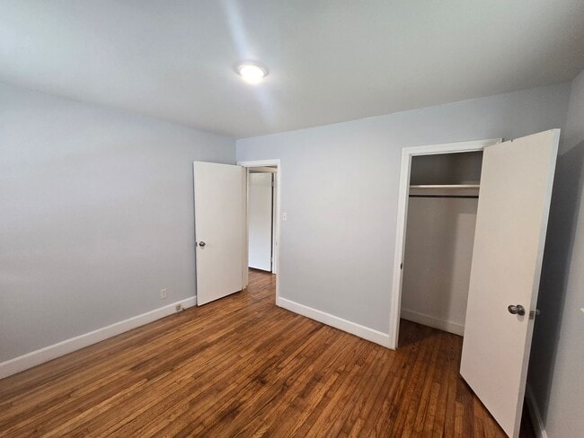 Building Photo - Charming Ranch with Fenced Yard in the Hea...