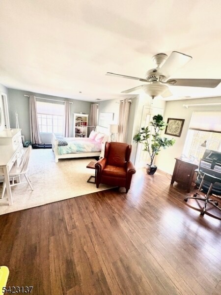 Building Photo - 247 Riveredge Dr