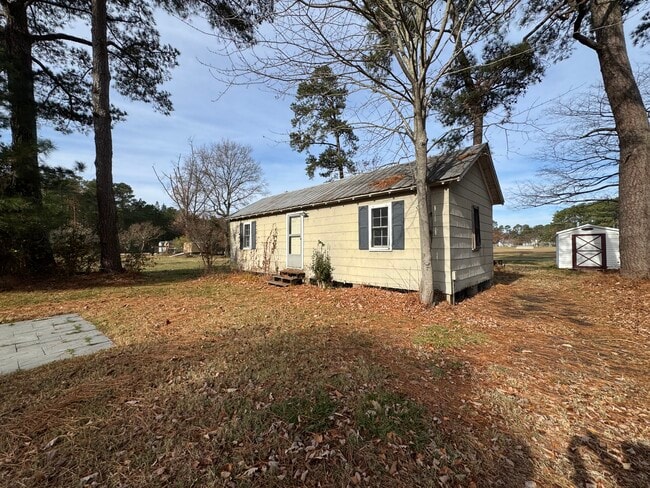 Building Photo - 42 Lodge Rd