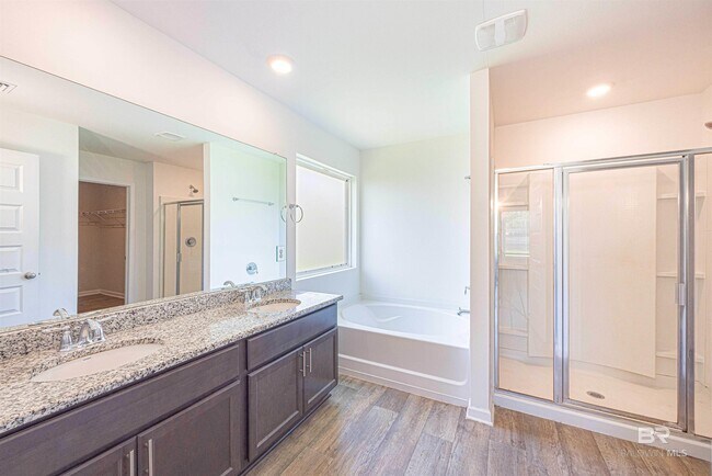 Building Photo - 23294 Shadowridge Dr