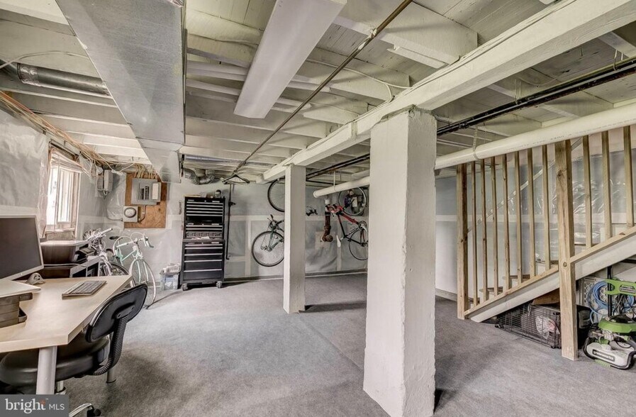 Building Photo - 430 E Pennsylvania Ave