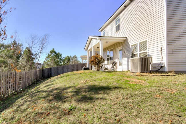 Building Photo - 4 Bedroom in Heart of Grovetown!