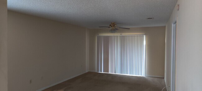 Building Photo - CORAL GARDENS 2 BEDROOM CONDO