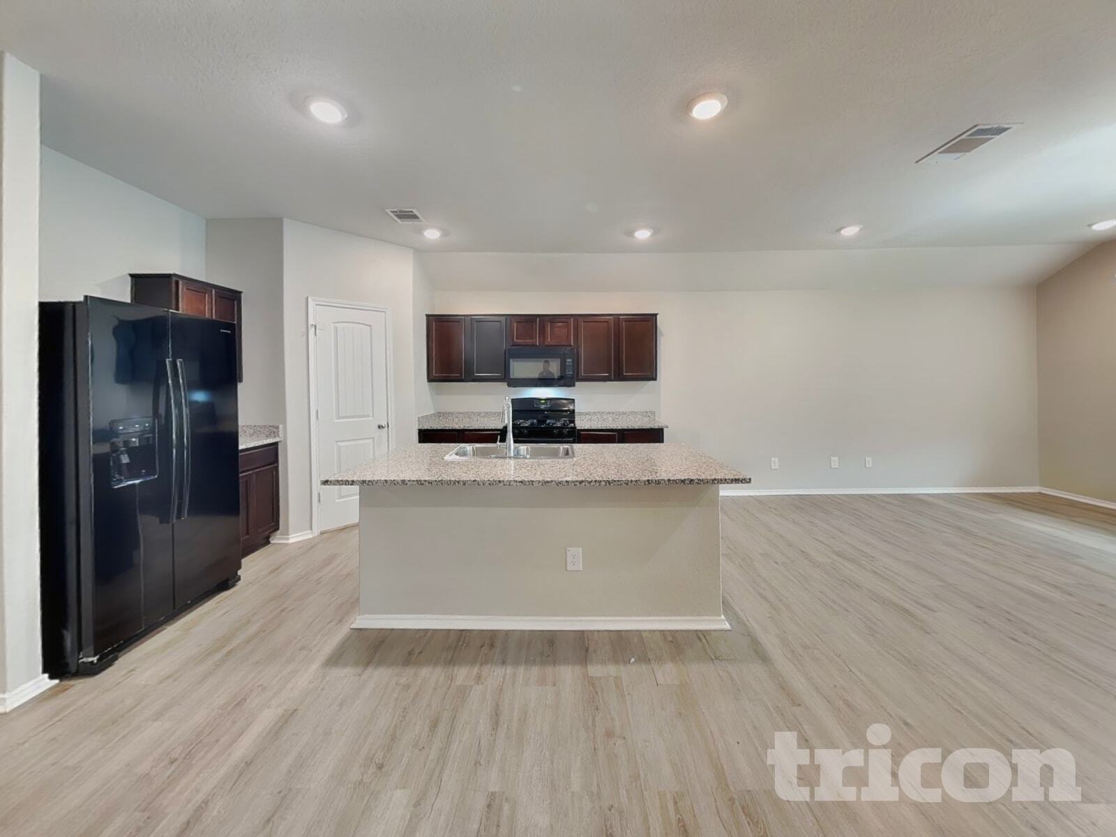 Building Photo - 125 Moonrise Dr