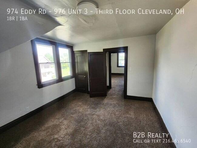 Building Photo - 974 Eddy Rd