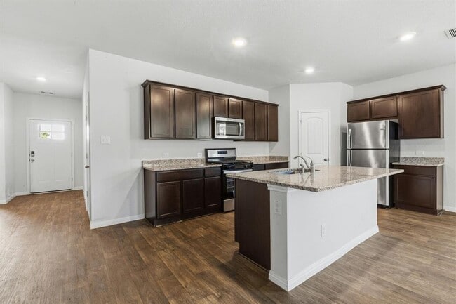 Building Photo - 202 Eagle Mountain Trl1