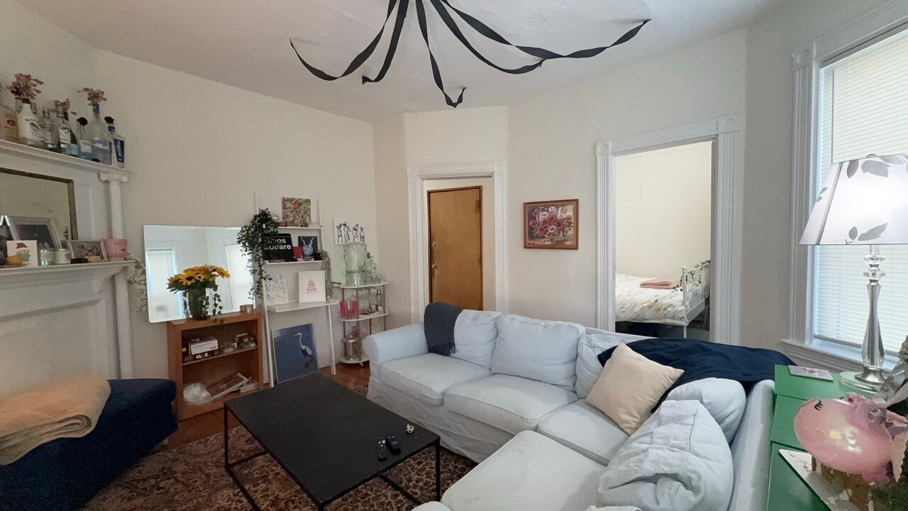 Building Photo - 26 Darling St