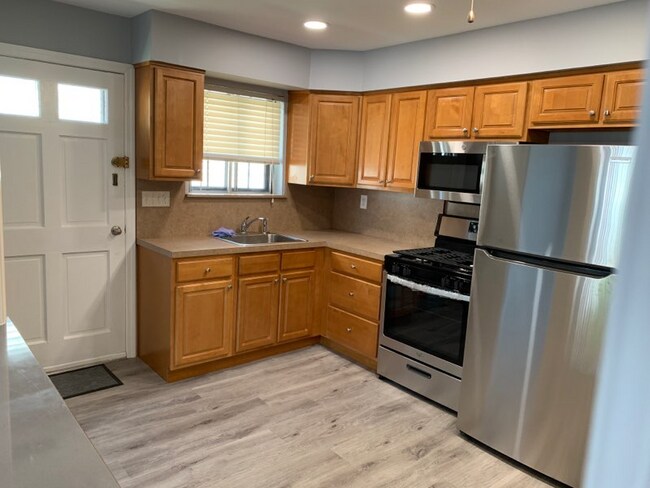 Building Photo - 39 Mulberry Cir