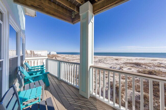 Building Photo - 243 Dune Dr