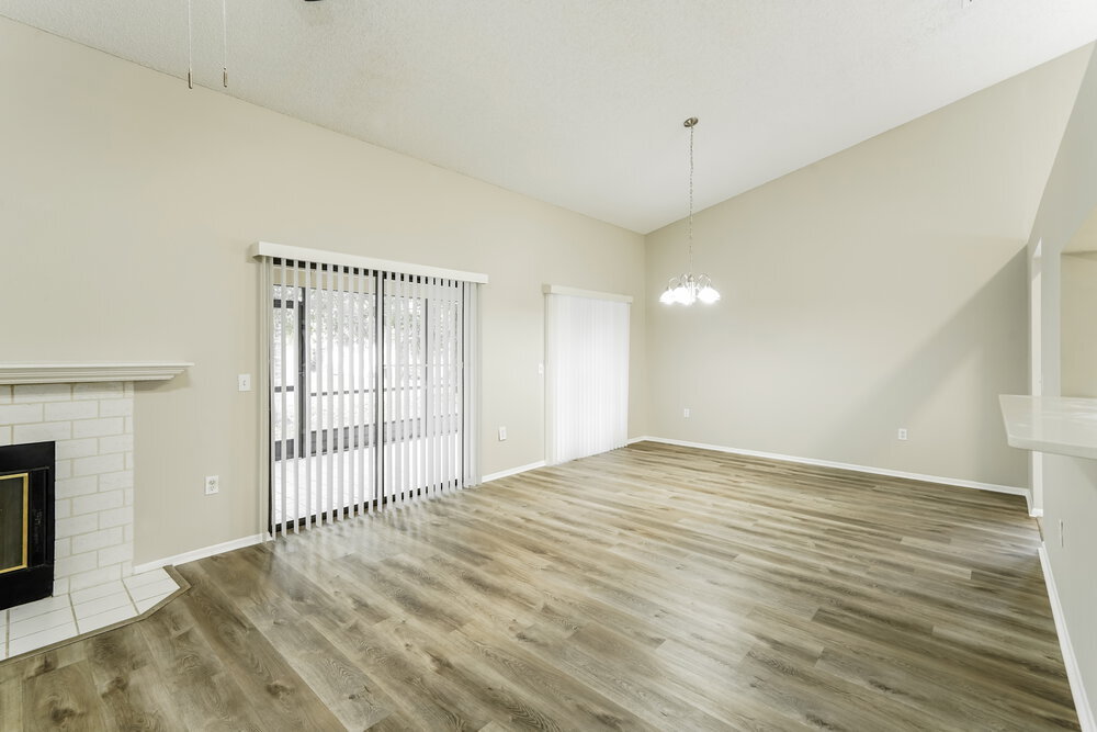 Building Photo - 8046 Hathaway Dr