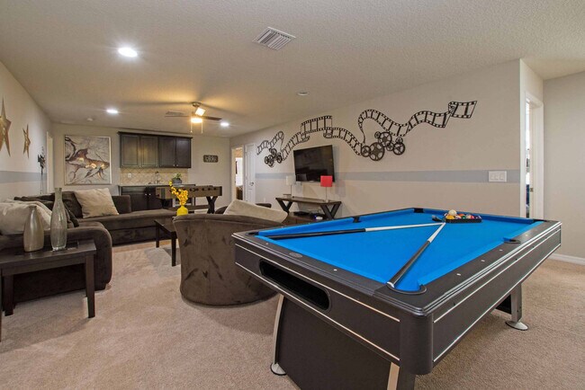 Building Photo - 2117 Malta Terrace