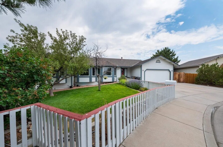 Building Photo - 932 University Ridge Ct