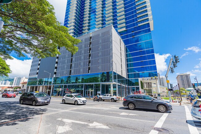 Building Photo - 629 Ke’eaumoku St