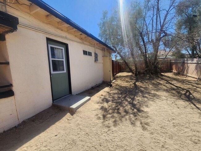 Building Photo - 6688 Split Rock Ave