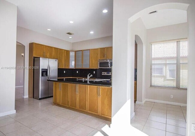 Building Photo - 19416 SW 25th Ct